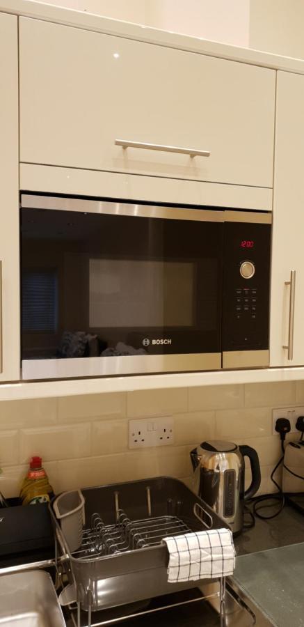 London Luxury Apartments 5 Min Walk From Ilford Station, With Free Parking Free Wifi Exterior photo